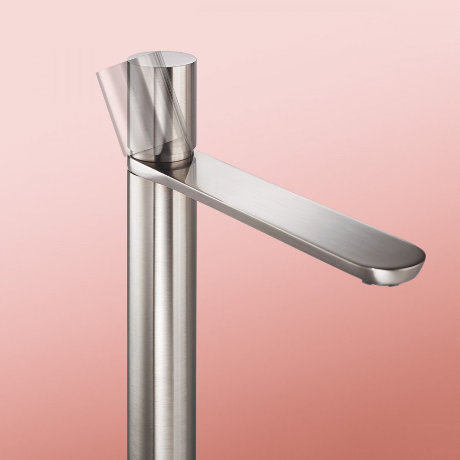 MIO Tall basin single lever mixer medium height ref24030AM